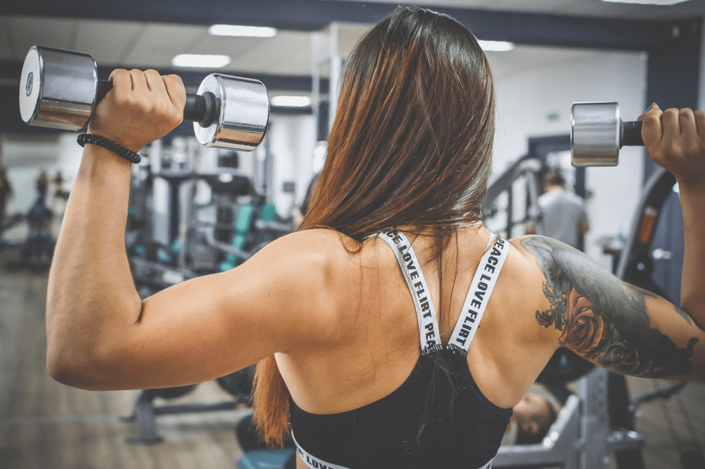 Curtsy to Shoulder Press